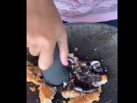 ayam geprek pakai oreo