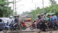Hal itu tentu saja dapat membahayakan keselamatan.