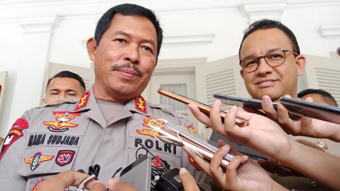 Kapolda Metro Jaya Irjen Nana Sudjana menemui Gubernur Anies Baswedan. Nana menyebut pertemuan itu merupakan kegiatan silaturahmi dirinya menjabat sebagai Kapolda Metro Jaya.