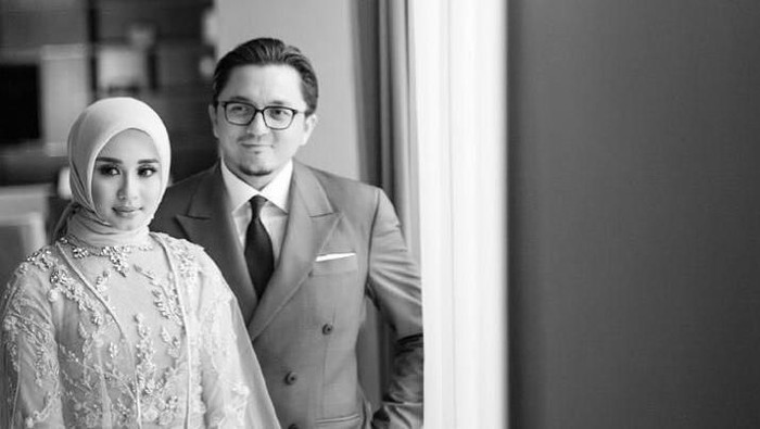Laudya Cynthia Bella dan Engku Emran Laudya Cynthia Bella dan Engku Emran
