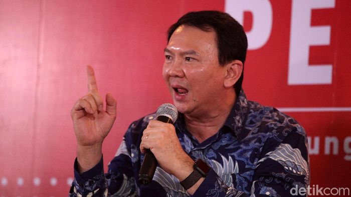 Infografis Ahok Mantan Gubernur DKI Jakarta Basuki Tjahaja Purnama alias Ahok meluncurkan buku Panggil Saya BTP di Gedung Tempo, Palmerah, Jakarta Selatan, Senin (17/2/2020).
