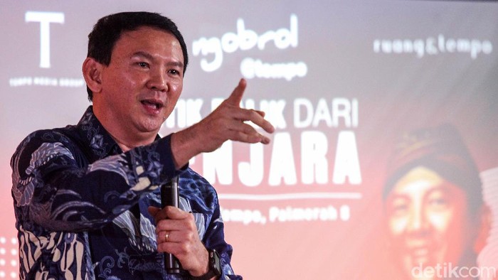 Mantan Gubernur DKI Jakarta Basuki Tjahaja Purnama alias Ahok meluncurkan buku Panggil Saya BTP di Gedung Tempo, Palmerah, Jakarta Selatan, Senin (17/2/2020).