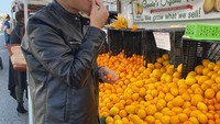 Chef asal Samarinda tersebut punya ketertarikan dengan kuliner Italia. Selain itu, ia merupakan lulusan sekolah memasak dari sebuah Universitas bernama DU University College, Malaysia. Foto: Instagram @renzkykrnwn