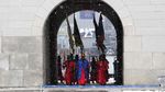 Gaya Penjaga Istana Gyeongbok Berubah Gegara Corona