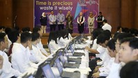 Ida mengingatkan agar para peserta ujian CPNS percaya terhadap kemampuan dan potensi diri sendiri selama mengikuti tes dan jangan pernah tergoda berbagai modus penipuan. Istimewa/Kemnaker.