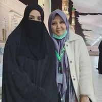 Pasangan selebriti Raffi Ahmad dan Nagita Slavina melaksanakan ibadah umrah sejak Jumat (14/2/2020). Keduanya juga mengajak tim Rans Family. Tak hanya mengajak tim Rans Family, Raffi dan Nagita juga mengajak keluarga untuk umrah bersama. Foto: instagram @ransfamily_1730