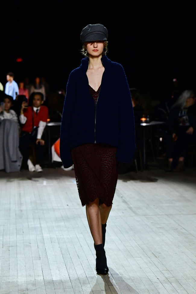 Fashion show koleksi busana musim dingin 2020 Marc Jacobs di New York Fashion Week 2020, New York, Rabu [12/2/2020]. Photo by Slaven Vlasic/Getty Images.