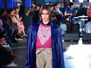 Paniknya Kaia Gerber Saat Dinobatkan Jadi Model of the Year