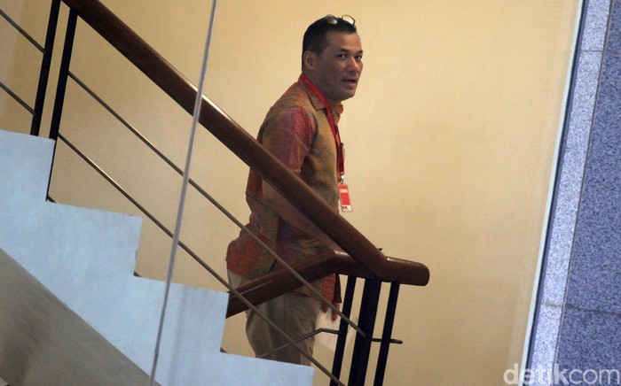Eks Dirut Pelindo II Dana Amin Diperiksa KPK Eks Dirut Operasi PT Pelindo II, Dana Amin, diperiksa KPK. Ia diperiksa terkait kasus suap yang menjerat RJ Lino.