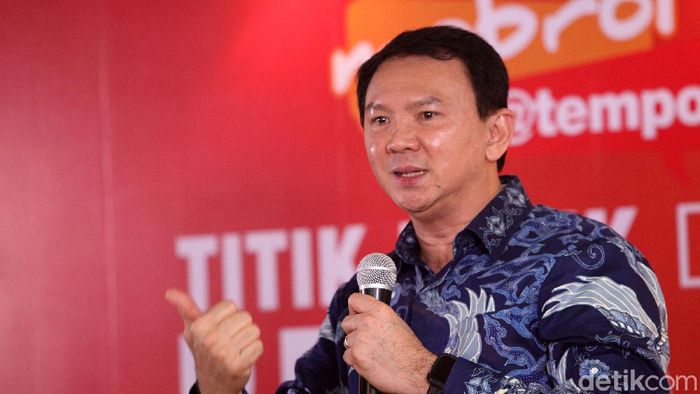 Ahok Luncurkan Buku Panggil Saya BTP Mantan Gubernur DKI Jakarta Basuki Tjahaja Purnama alias Ahok meluncurkan buku Panggil Saya BTP di Gedung Tempo, Palmerah, Jakarta Selatan, Senin (17/2/2020).