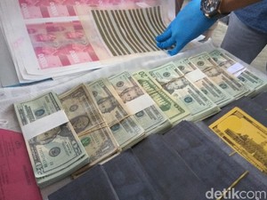 Polisi Tangkap Sindikat Pencetak Dolar Palsu Senilai Rp 10 M