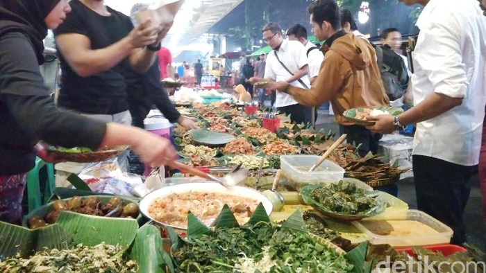 Angkringan enak di Jakarta Angkringan enak di Jakarta