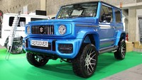 Tak hanya tampil gahar, Suzuki Jimny juga bisa tampil mewah seperti modifikasi ini. Cocok buat jalan-jalan ke mall atau pesta pernikahan.Foto: Response