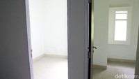 Luas per unit hunian di rusunawa itu adalah 36 meter persegi dengan rincian ruangan yakni ruang tamu atau keluarga, ruang makan, dua kamar tidur, dan kamar mandi.