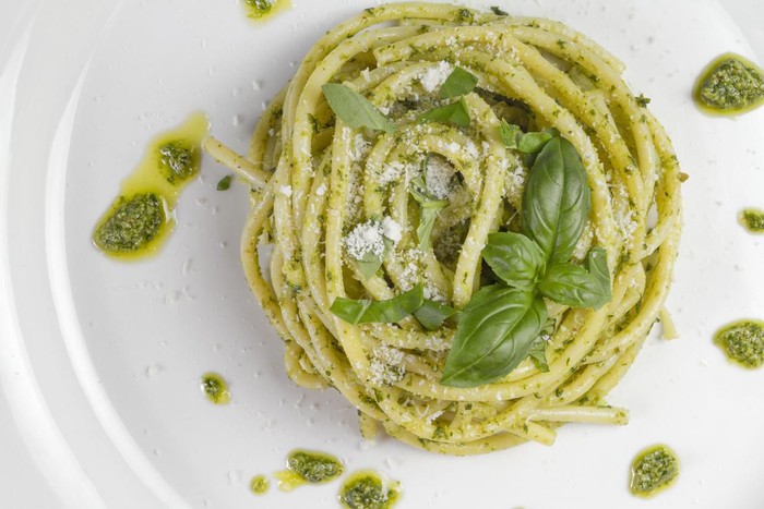 spaghetti saus pesto spaghetti saus pesto