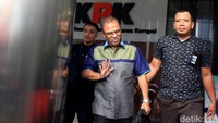 Dalam kasus ini, KPK menetapkan Nurhadi sebagai tersangka. Nurhadi disebut menerima total suap dan gratifikasi sekitar Rp 46 miliar.