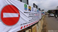 Penutupan jalan itu dilakukan mulai Kamis (20/2) hingga Sabtu (31/10). Tepatnya, penutupan dimulai dari Venus Galaxy hingga Urban Sky Apartemen.