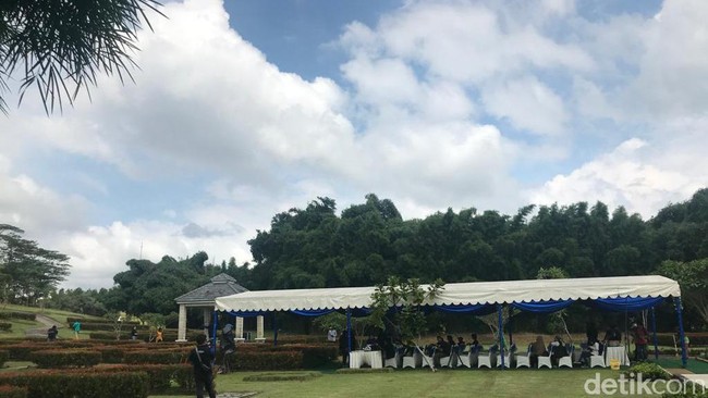 Ada Gubernur Rasa Presiden, Aturan Keliru soal Lobster