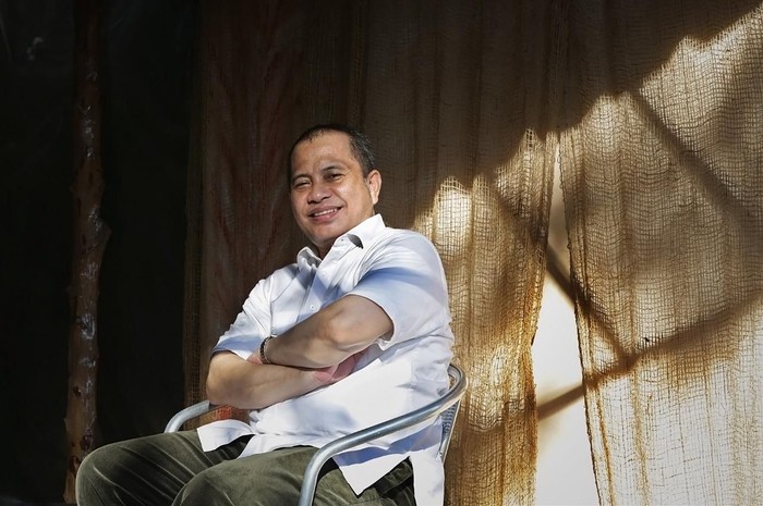 Marwan Jafar Ingin BUMN Jadi Lokomotif Baru Ekonomi yang Futuristik Anggota Komisi VI DPR RI PKB Marwan Jafar ingin BUMN menjadi lokomotif baru ekonomi nasional yakni dengan modernisasi BUMN jangka pendek dan jangka panjang.