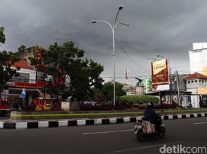Prakiraan Cuaca Bandung, Minggu 28 Januari 2024: Hujan Ringan