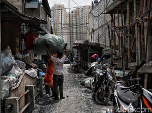 Jurang Si Kaya dan Si Miskin di Jakarta Lebar, Anies Harus Apa?