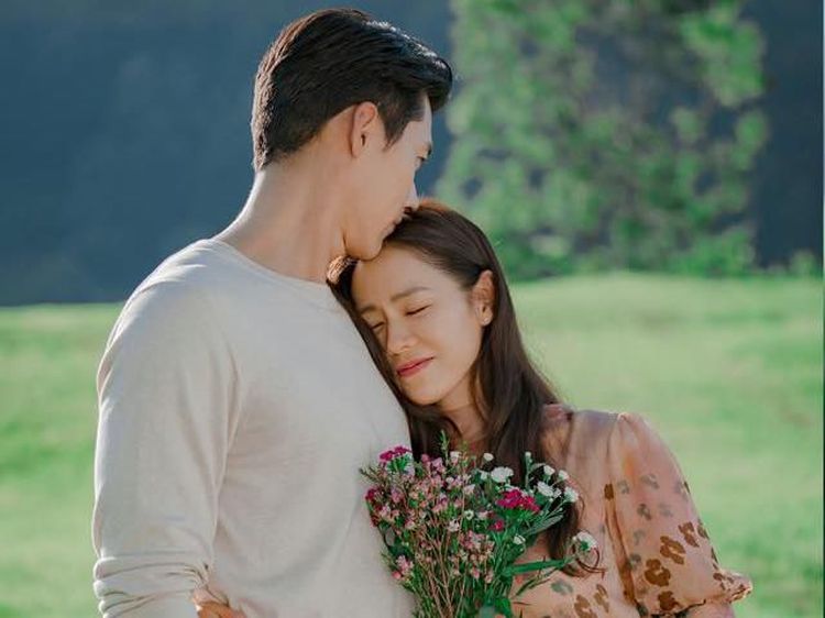 Kemesraan Hyun Bin dan Son Ye Jin di Episode 16 Crash Landing On You