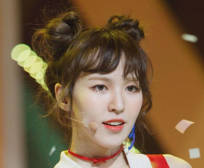 Wendy Red Velvet mengadaptasi rambut Pucca di video klip Russian Roulette pada 2016. Foto: Istimewa