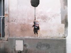 Seniman Ini Pakai Ilustrasi Kartun untuk Warnai Kota