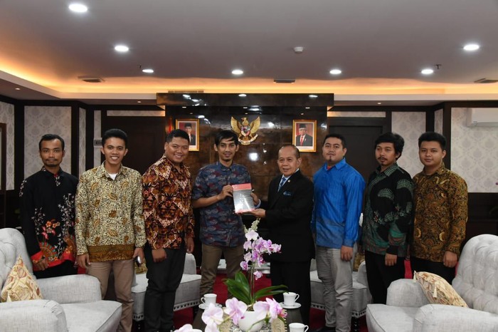 MPR RI