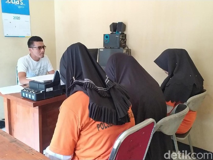 Ibu-anak di Garut curi emas majikan karena terjerat utang