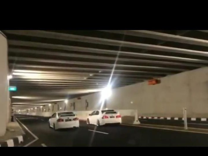 Tangkapan layar video viral balapan mobil di Underpass Bandara Kulon Progo, Selasa (18/2/2020).