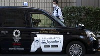 Terkait dengan kekhawatiran penyebaran virus corona, IOC mengatakan semua pihak tak perlu khawatir. Pasalnya sebagian besar atlet dari kontingen China yang akan bertanding di Olimpiade dan Paralimpiade itu diketahui menggelar pemusatan latihan di luar negeri. AP Photo/Jae C. Hong.