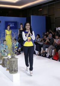 Cerita di Balik Baju Jokowi dan Susi Pudjiastuti di New York Fashion Week