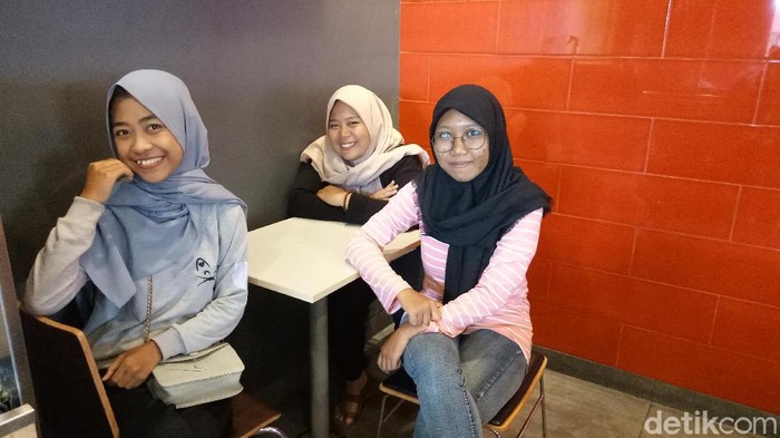 Alumni UPN Veteran Yogyakarta, Trisna Eka Rini (23), Yogyakarta, Senin (17/2/2020).