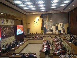 Kepala BPIP Hadiri Raker Komisi II DPR Bahas Pemulangan Anak ISIS Eks WNI