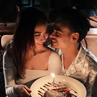 BCL kerap berbagi momen mesra bersama Ashraf Sinclair di media sosial. Foto-foto manis BCL dan suaminya itu kini tinggal kenangan. Foto: Instagram @bclsinclair