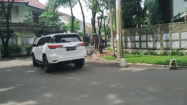 Mengintip Rumah Buronan KPK Eks Sekretaris MA Nurhadi, Megah Banget!