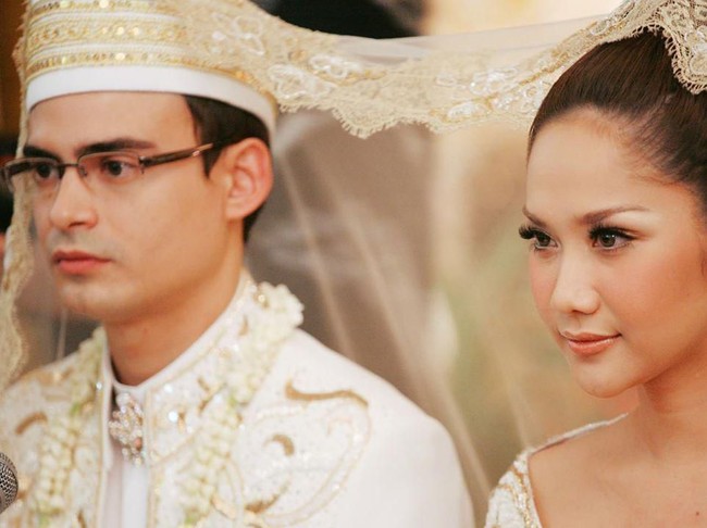 Kisah Cinta BCL dan Ashraf, 11 Tahun Nikah Jauh dari Gosip