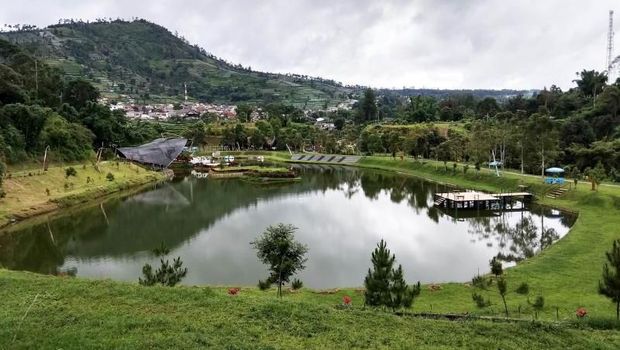 Serunya Berburu Foto Instagramable di Taman Lembah Dewata Lembang