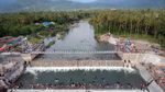 Melompat di Cek Dam Koto Tuo Padang