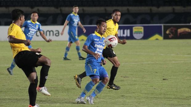 Beckham-nya Persib Mulai Tebar Pesona