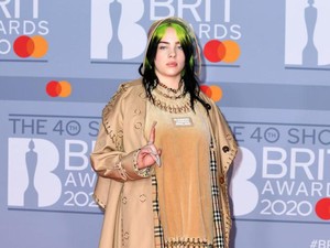 Billie Eilish Lawan Body Shaming Lewat Film Pendek