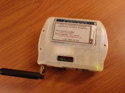 Wujud Ponsel Paling Aneh Sedunia