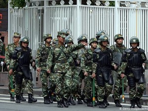 China Tangkap Banyak Muslim Uighur Tanpa Alasan