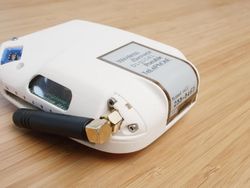 Wujud Ponsel Paling Aneh Sedunia