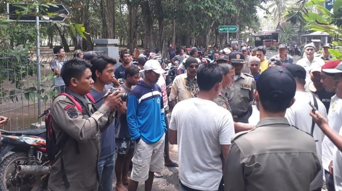 satpol pp banyuwangi razia miras