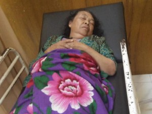 Disatroni Perampok Berpistol, Nenek Leginem Jatuh Pingsan