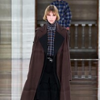 Fashion show koleksi musim gugur/dingin 2020 Victoria Backham di London Fashion Week 2020, London, Inggris. Foto: dok.Vouge.
