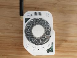 Wujud Ponsel Paling Aneh Sedunia