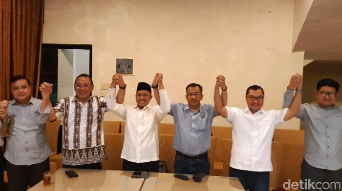 Bahtiar Rivai-detikcom/  Koalisi Perubahan untuk Kabupaten Serang Adil dan Makmur oleh PKS, PAN, Partai Berkarya dan Hanura